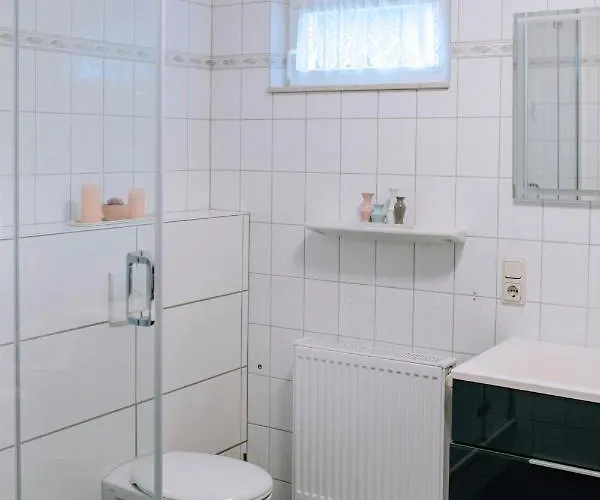 An Der Kastanie Висмор