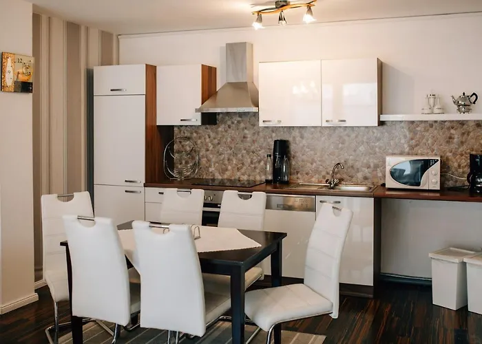 An Der Kastanie Висмор